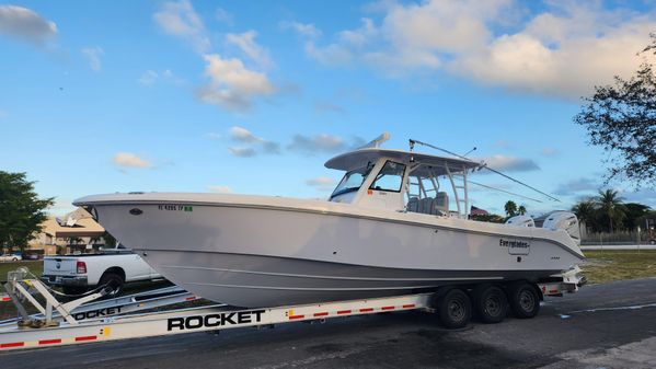 Everglades 355 Center Console image