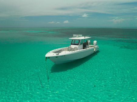 Everglades 355 Center Console image