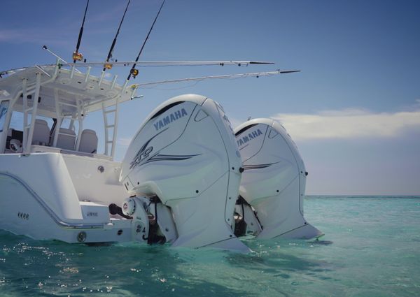 Everglades 355 Center Console image