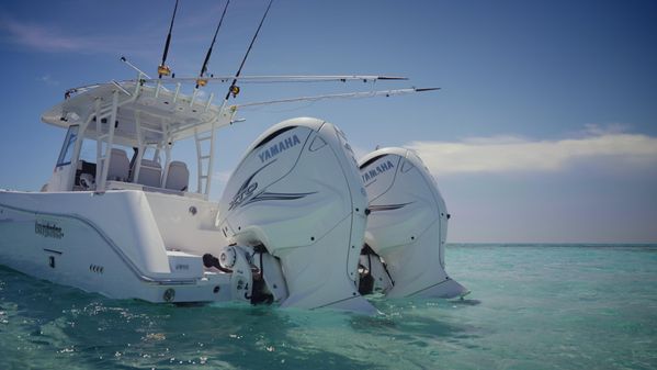 Everglades 355 Center Console image