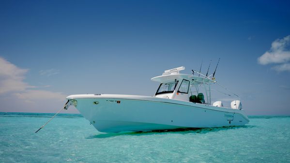 Everglades 355 Center Console image