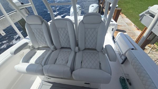 Everglades 355 Center Console image