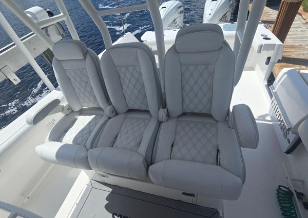 Everglades 355 Center Console image