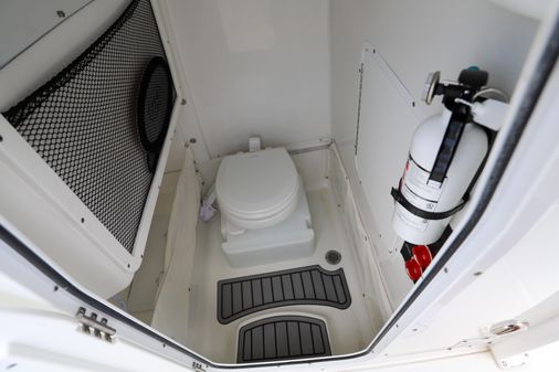 Sea Hunt 255 Ultra SE image