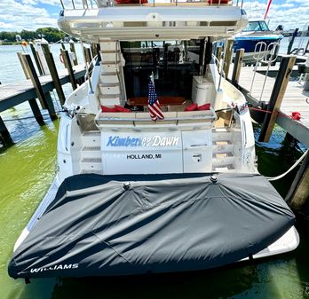 Sea Ray L650 Fly image