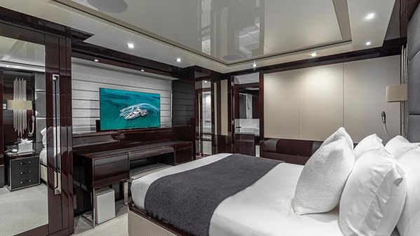 Sunseeker 131 Yacht image