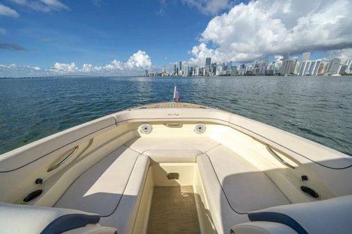 Chris-Craft Calypso 27 image