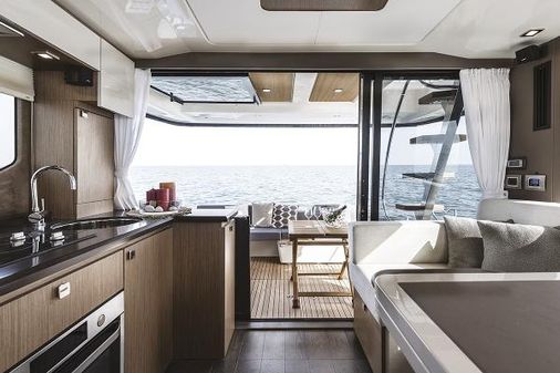 Cranchi T43-TRAWLER image