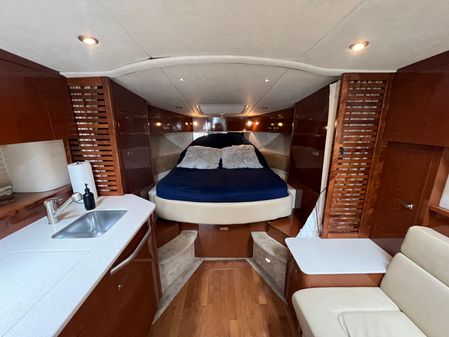 Sea Ray 370 Sundancer image