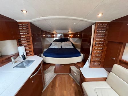 Sea Ray 370 Sundancer image