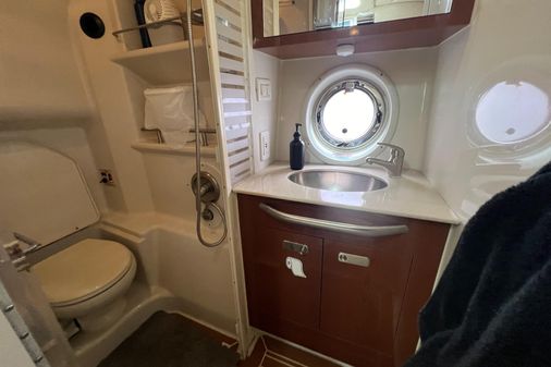 Sea Ray 370 Sundancer image