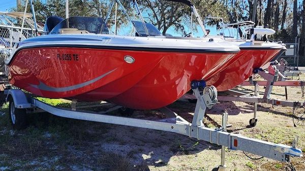 Bayliner Element M17