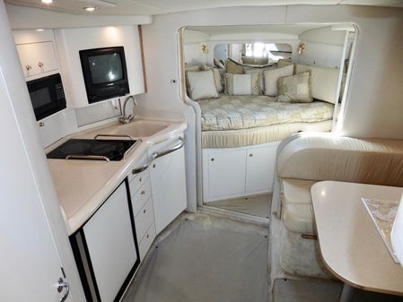 Sea Ray 340 Amberjack image