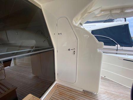 Ferretti Yachts 680 image