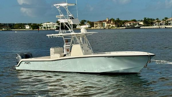 Invincible 33 Open Fisherman 