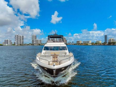 Sunseeker 76 Yacht image