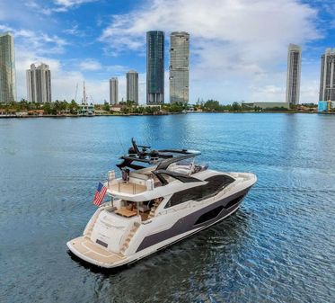 Sunseeker 76 Yacht image