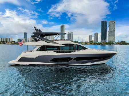 Sunseeker 76 Yacht image