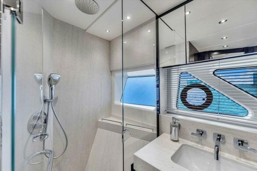 Sunseeker 76 Yacht image