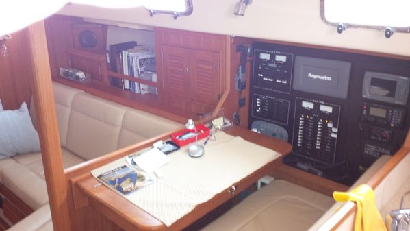 Island-packet 440 image