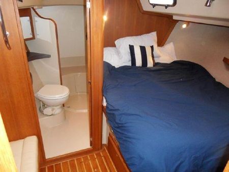 Island-packet 440 image