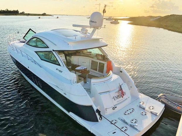 2013 Cruisers Yachts 2013 Cruisers Yachts