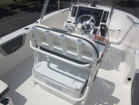 Robalo R180-CENTER-CONSOLE image