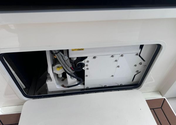 Boston Whaler 380 Outrage image