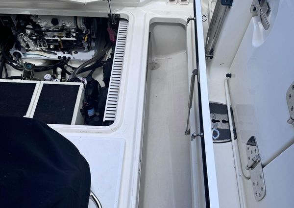 Boston Whaler 380 Outrage image