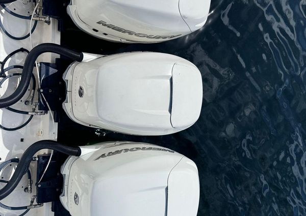 Boston Whaler 380 Outrage image