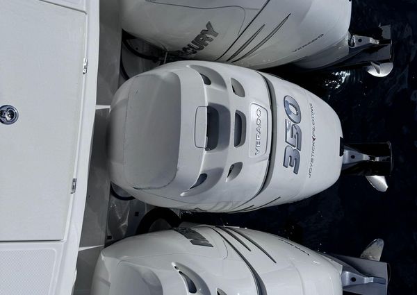 Boston Whaler 380 Outrage image