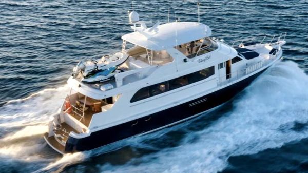 Hatteras 75 Sport Deck Motor Yacht 