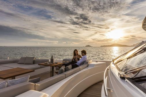 Custom Line Navetta 37 image