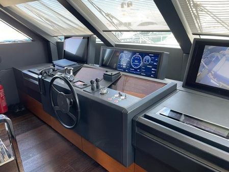 Custom Line Navetta 37 image