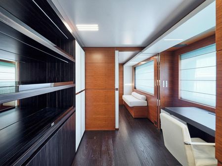 Custom Line Navetta 37 image