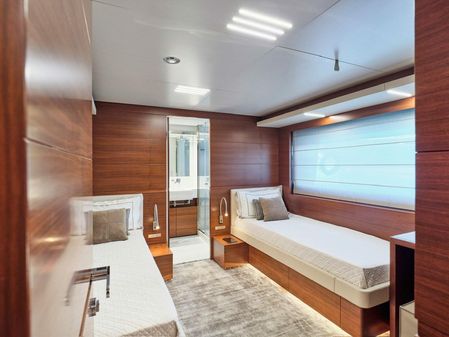 Custom Line Navetta 37 image