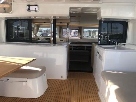 Lagoon Flybridge 46 image