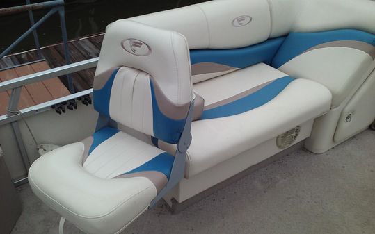 Fisher Freedom 240 DLX image