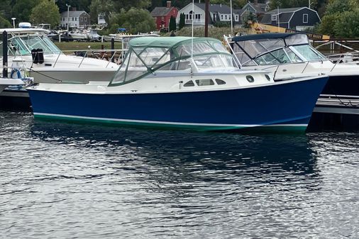 Brownell 26-CUTTYHUNK-STYLE-BASS-BOAT image