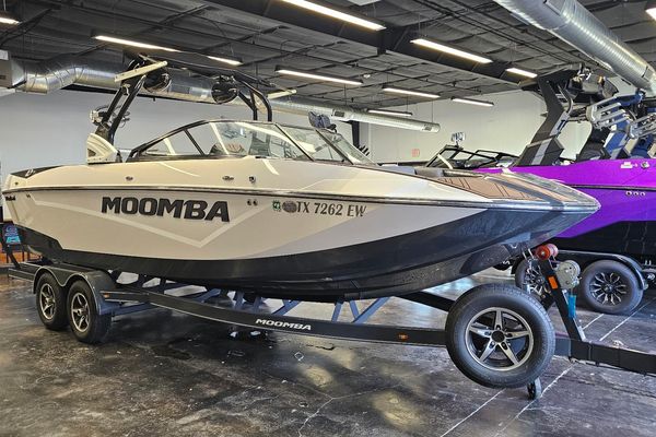 Moomba MAKAI - main image