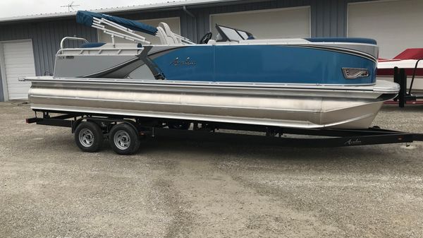 Avalon LSZ Elite Windshield