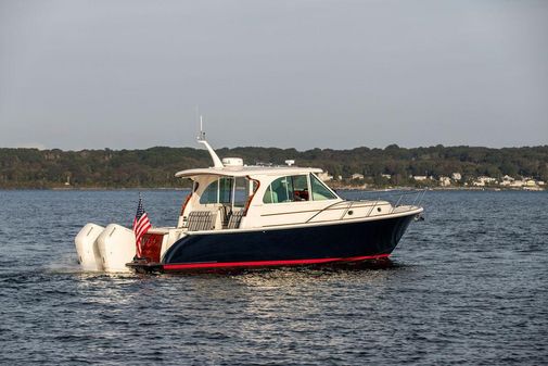 Hinckley Sport Boat 40 X image