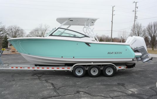 Blackfin 272 DC image
