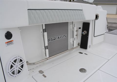 Blackfin 272 DC image