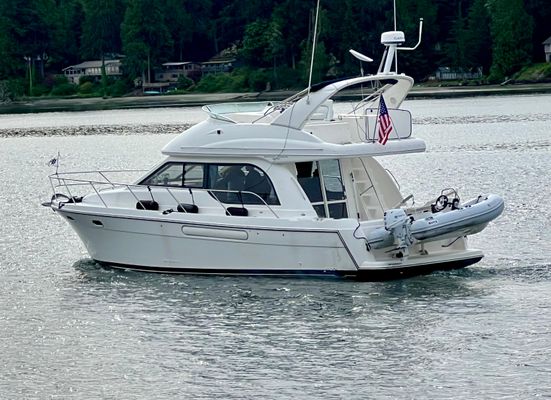 Bayliner 3788-COMMAND-BRIDGE-MOTORYACHT - main image