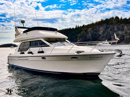 Bayliner 3788-COMMAND-BRIDGE-MOTORYACHT image