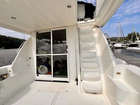 Bayliner 3788-COMMAND-BRIDGE-MOTORYACHT image