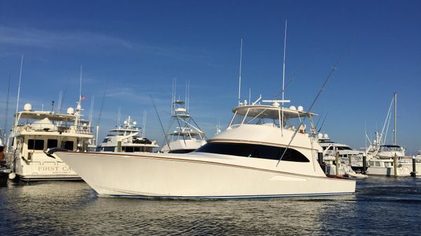 Viking Yachts Convertible