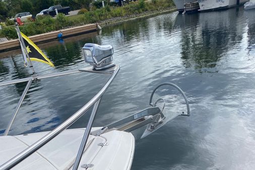 Rinker 280 Express Cruiser image