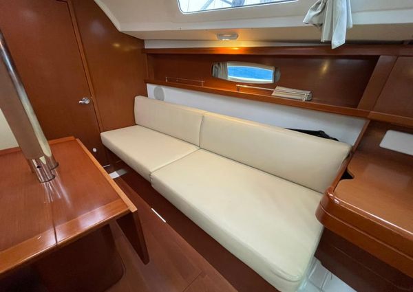 Beneteau OCEANIS-31 image